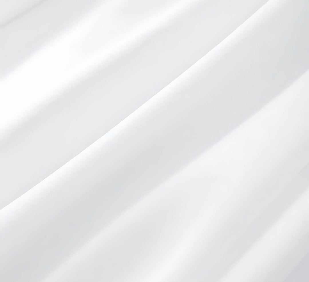 Mio™ | Elegancka, mini sukienka z otwartym tyłem