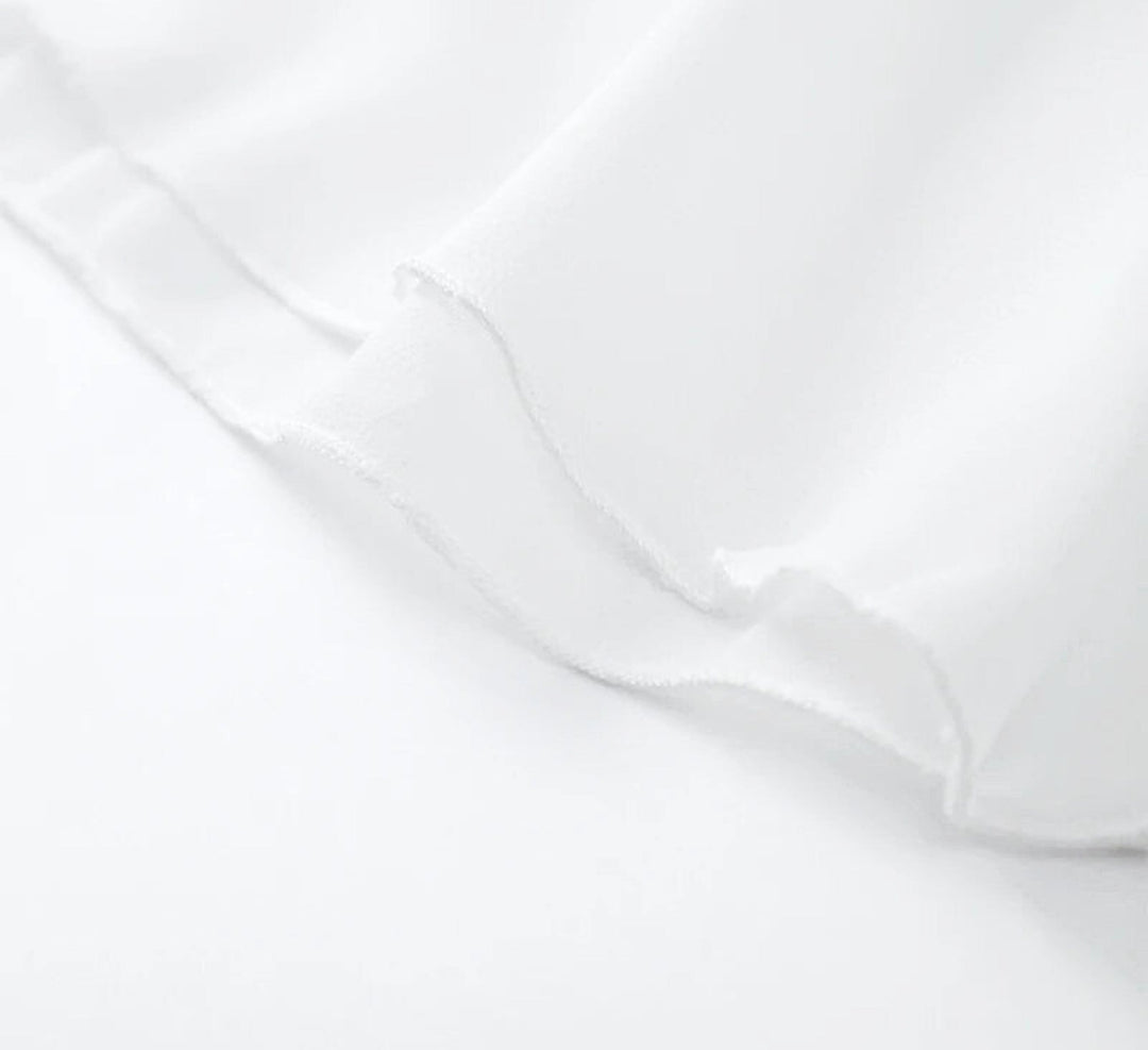 Mio™ | Elegancka, mini sukienka z otwartym tyłem